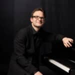 Piano: Jonas Olsson